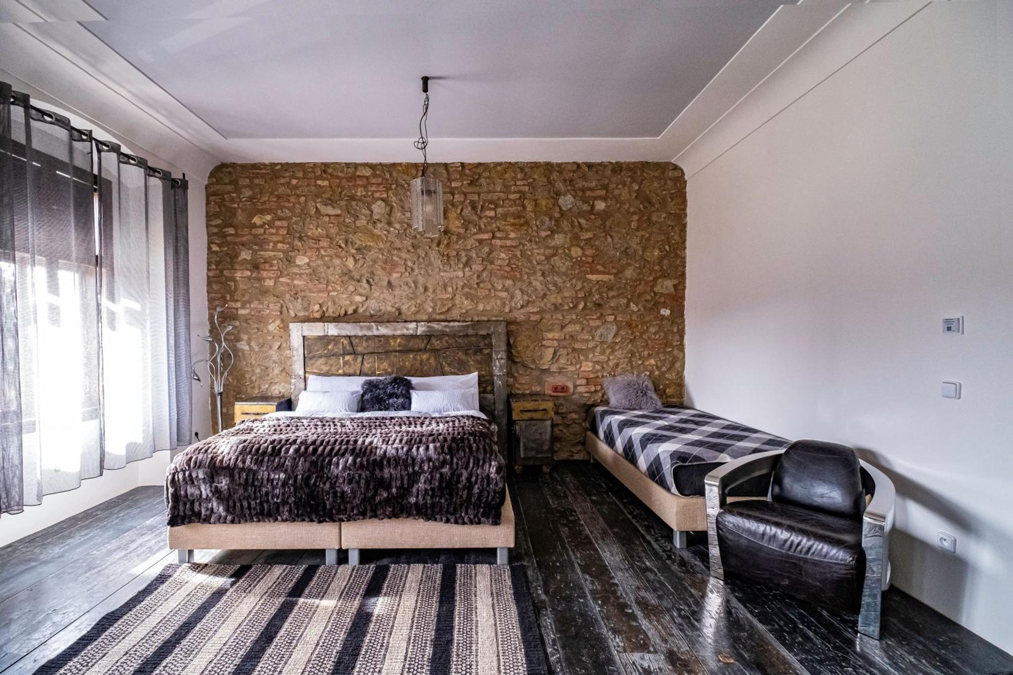 Knize Ferdinand Apartments Mikulov Dış mekan fotoğraf